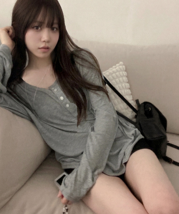 ボタンボックスフィット長袖Tシャツ GREY