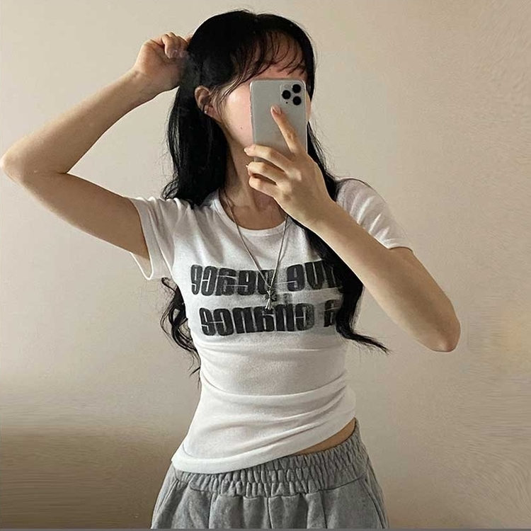 サイドシアリングプリント半袖Tシャツ IVORY