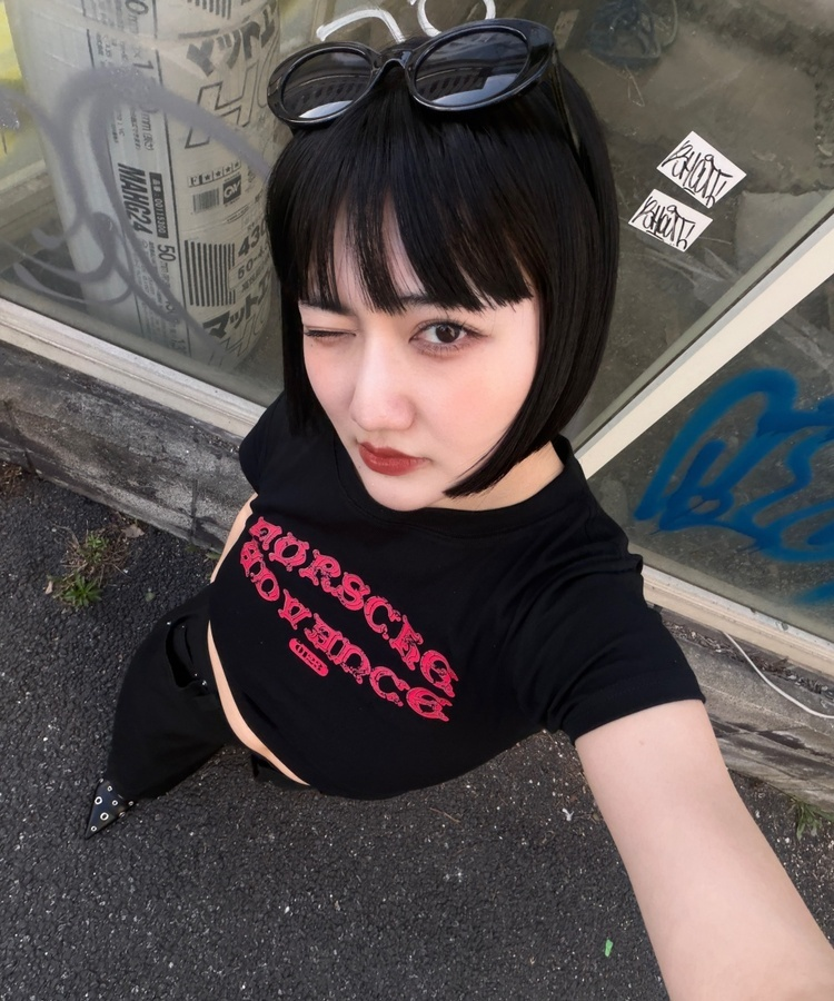 빈티지 슬림 반팔티 블랙