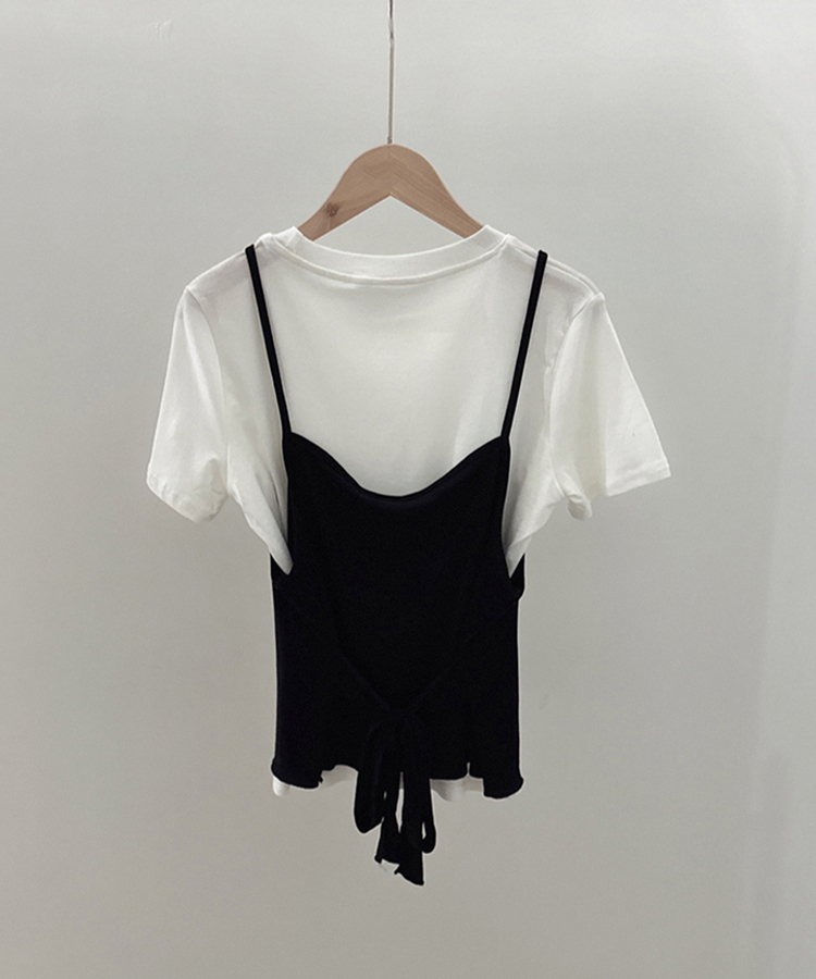 【SET】ストラップキャミソール＋半袖Tシャツ
