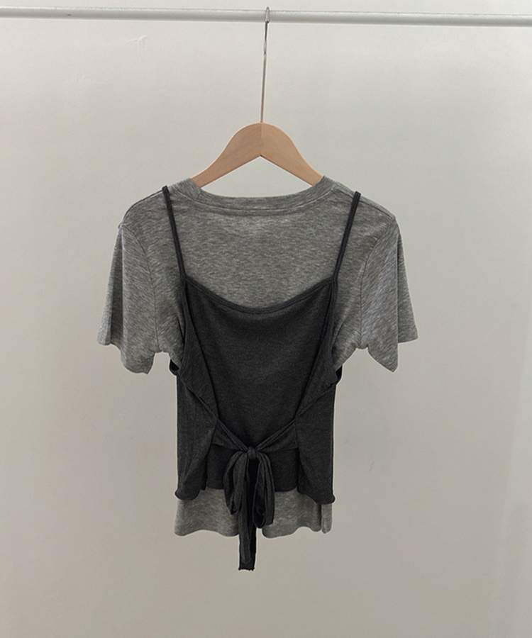 【SET】ストラップキャミソール＋半袖Tシャツ