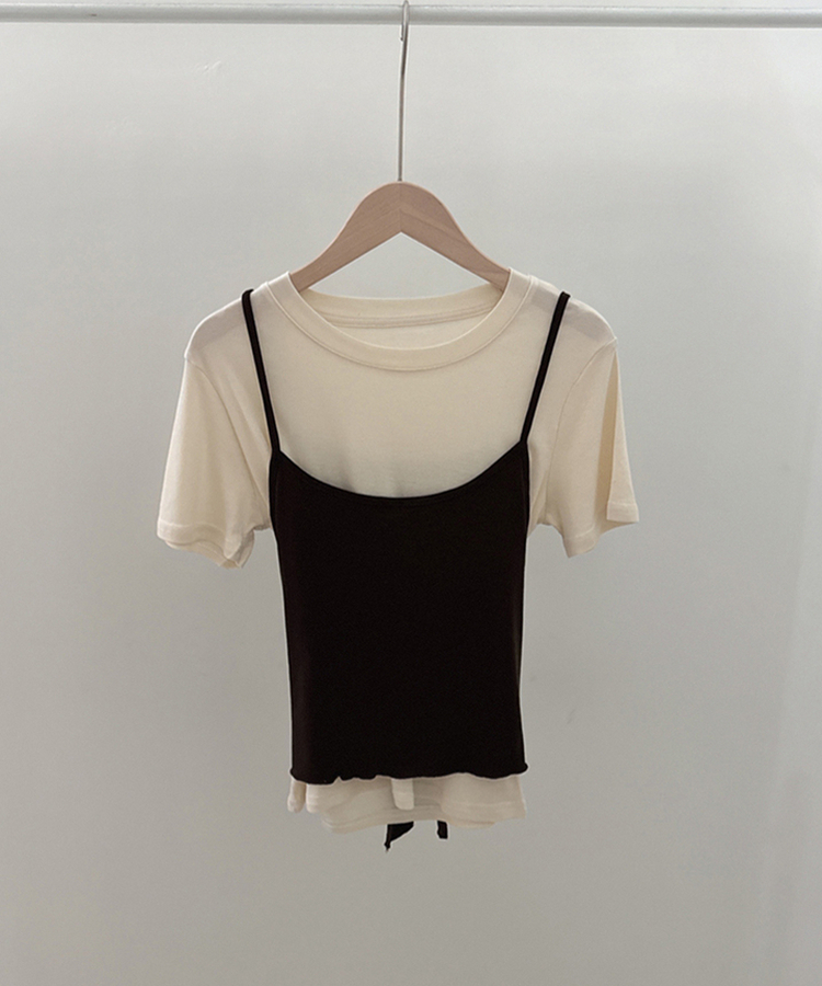 【SET】ストラップキャミソール＋半袖Tシャツ