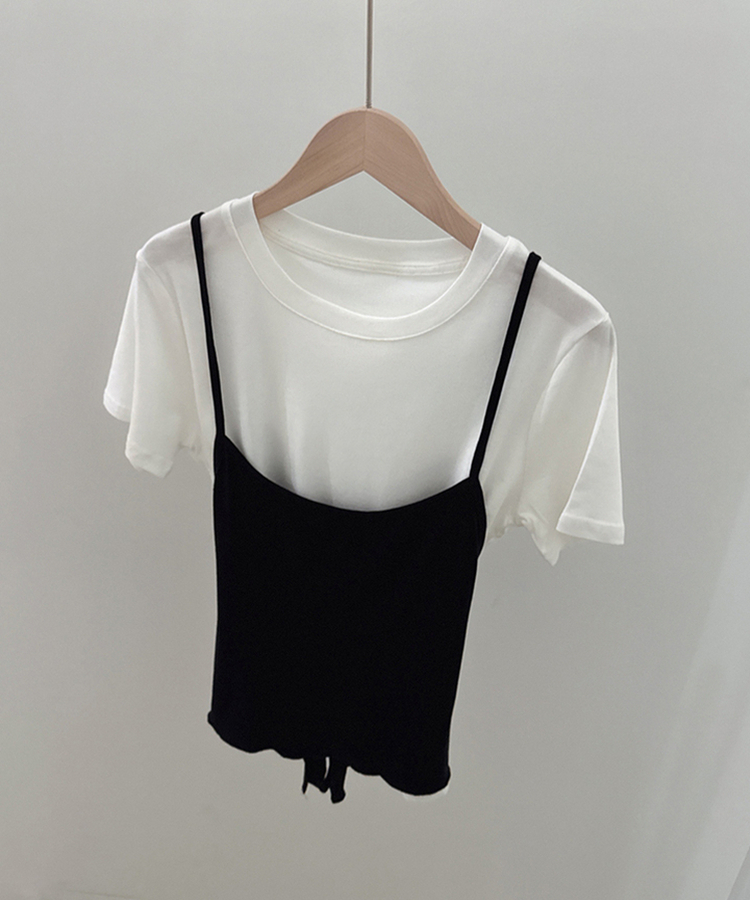 【SET】ストラップキャミソール＋半袖Tシャツ