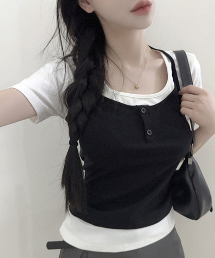 レイヤード一体型ホルターネック半袖Tシャツ BLACK