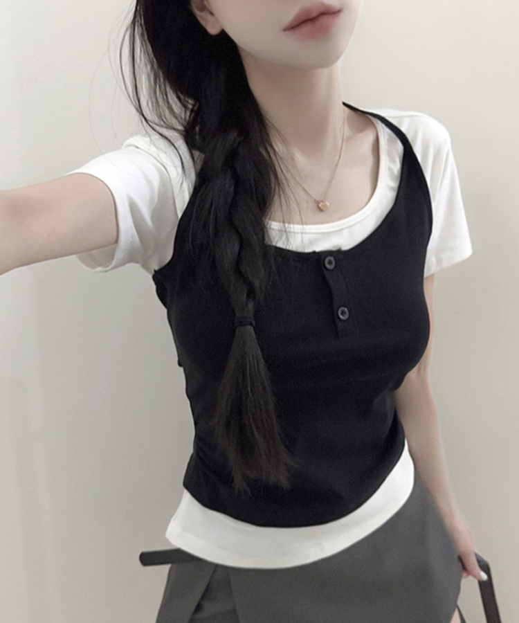 レイヤード一体型ホルターネック半袖Tシャツ BLACK