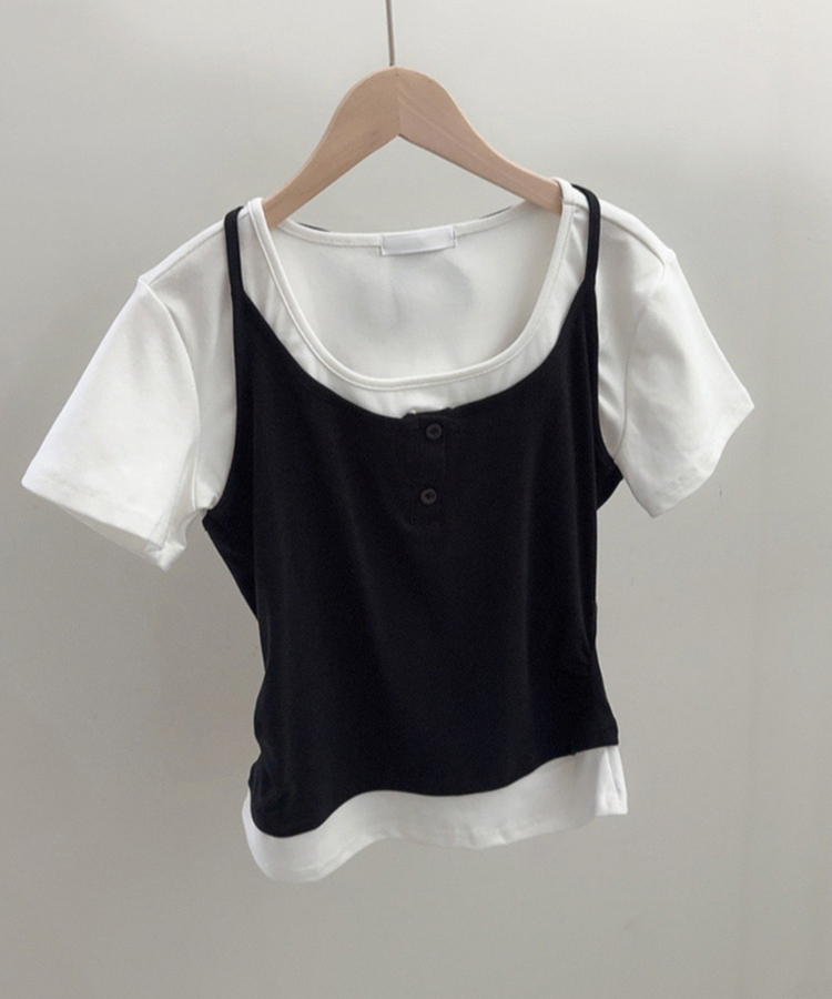 レイヤード一体型ホルターネック半袖Tシャツ