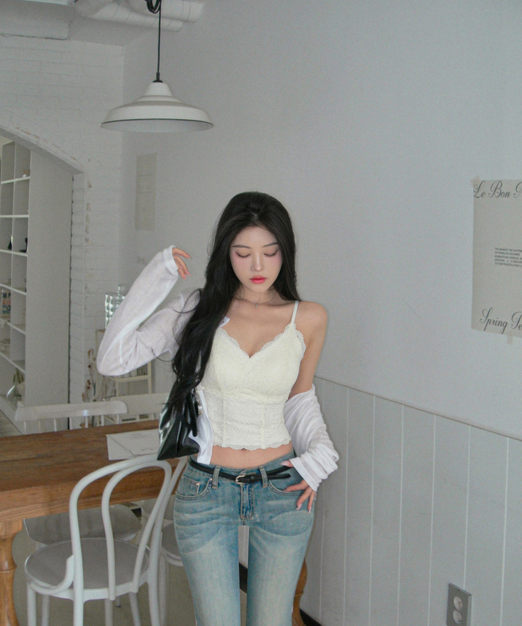 【カップ付き】レーススリムフィットキャミソール IVORY