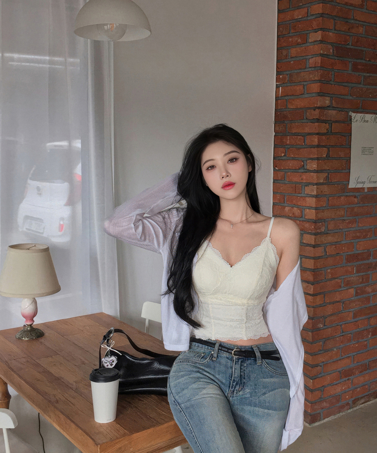 【カップ付き】レーススリムフィットキャミソール IVORY