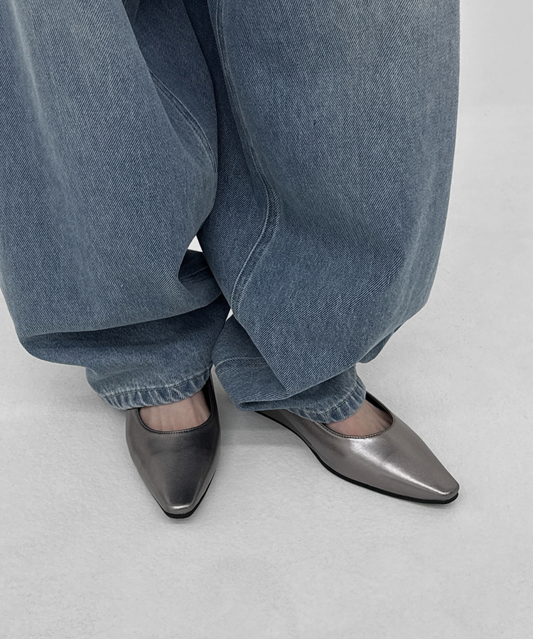 スティレットフラットシューズ GREY