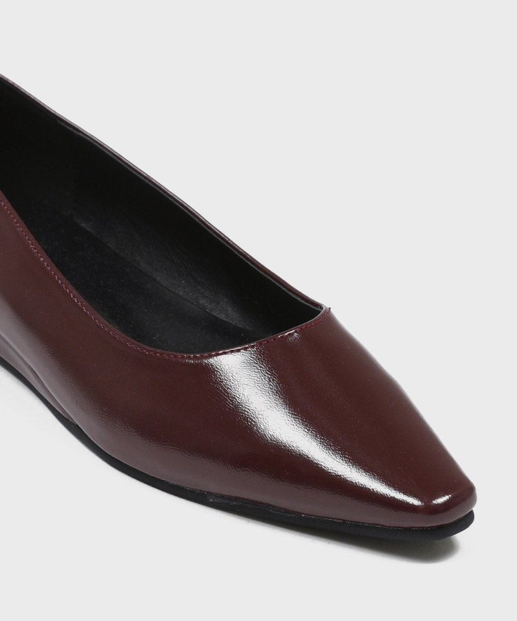 スティレットフラットシューズ