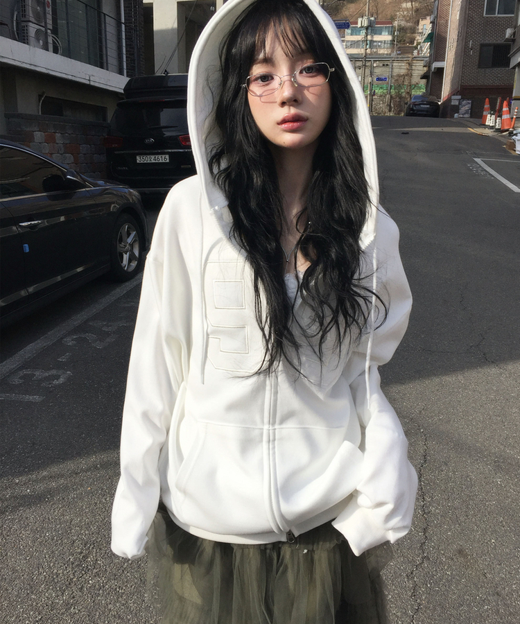 ナンバープリントフードジップアップ WHITE