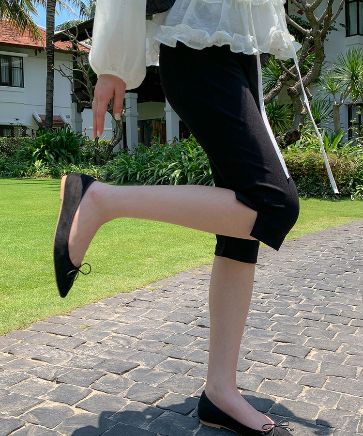 スリットカプリパンツ BLACK