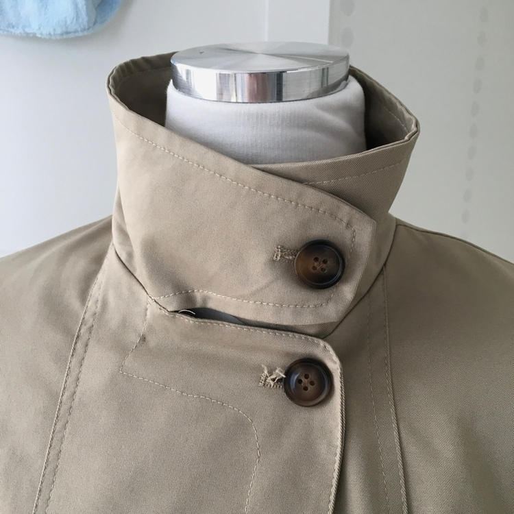 ハイネックベルトトレンチショートコートジャケット