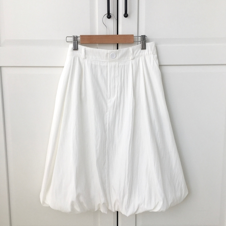 パンプキンバルーンミディスカート