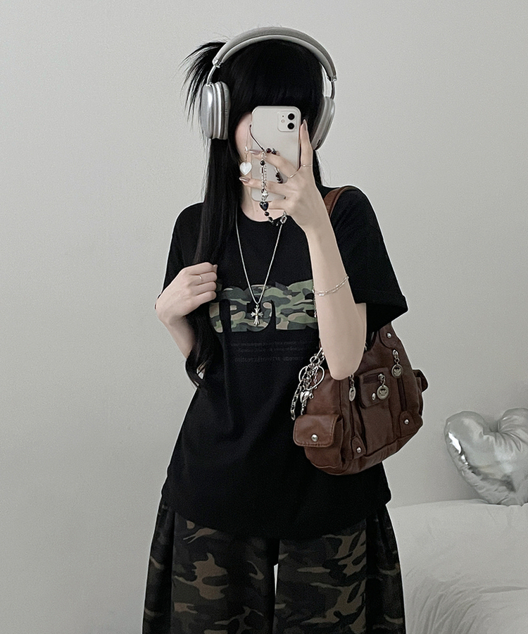 아치카모레터링프린팅박스핏반팔티셔츠 블랙