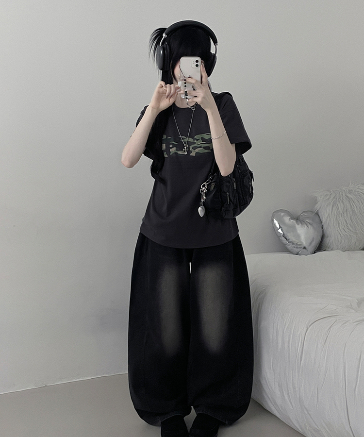 아치카모레터링프린팅박스핏반팔티셔츠 차콜