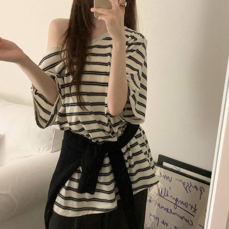 ボーダーワンショルダー半袖Tシャツ IVORY