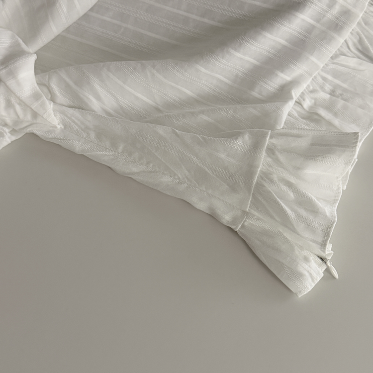 リボンフリルブラウス