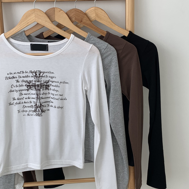 レタリングUネック長袖Tシャツ