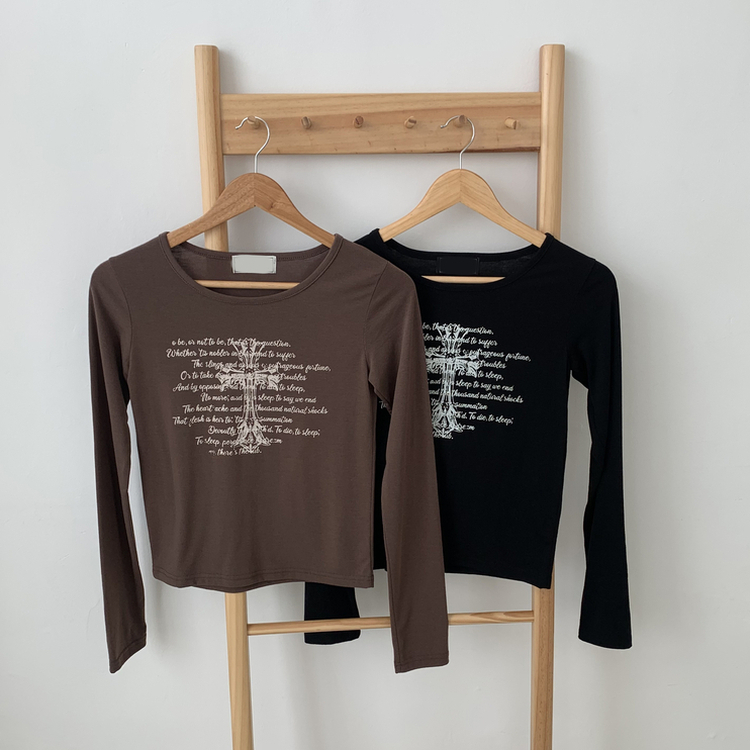 レタリングUネック長袖Tシャツ