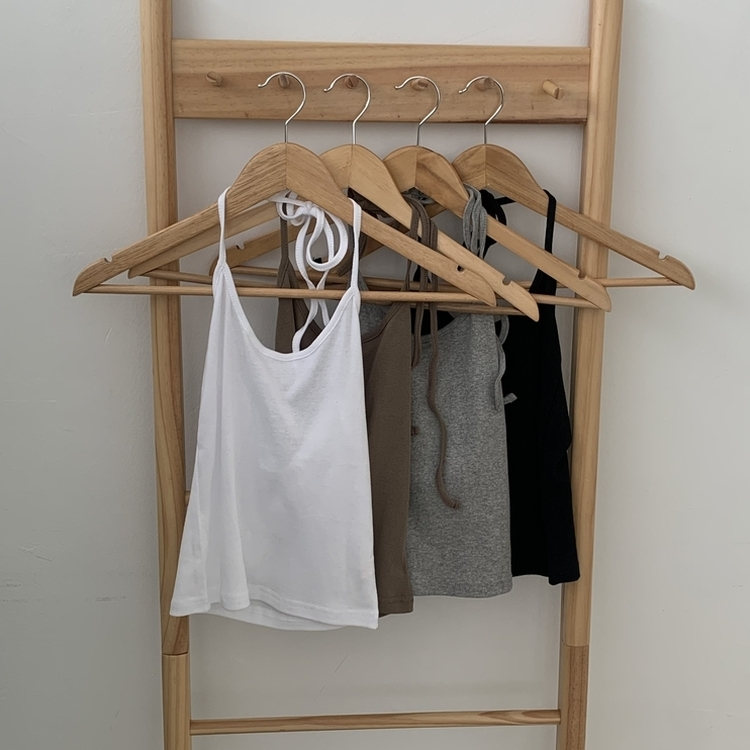 ホルターネックキャミソール