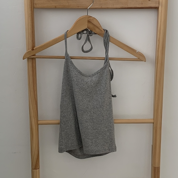 ホルターネックキャミソール