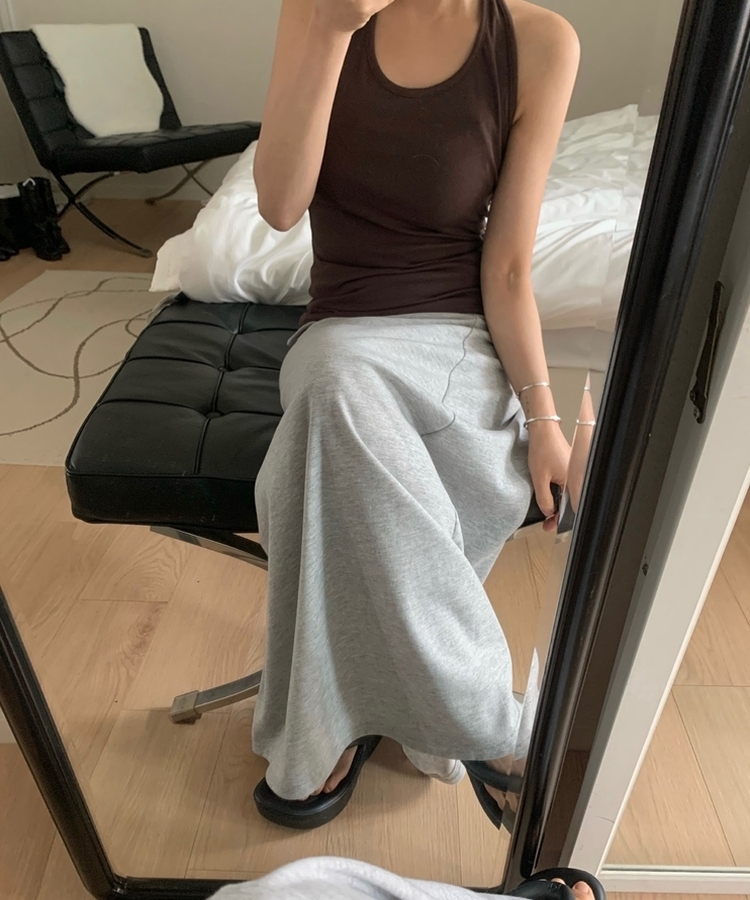 ホルターネックロングキャミソール(7color) BROWN