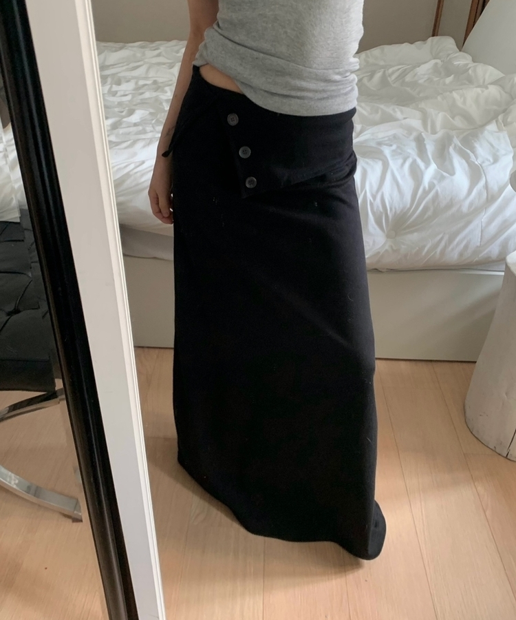 ボタンカットロングスカート BLACK