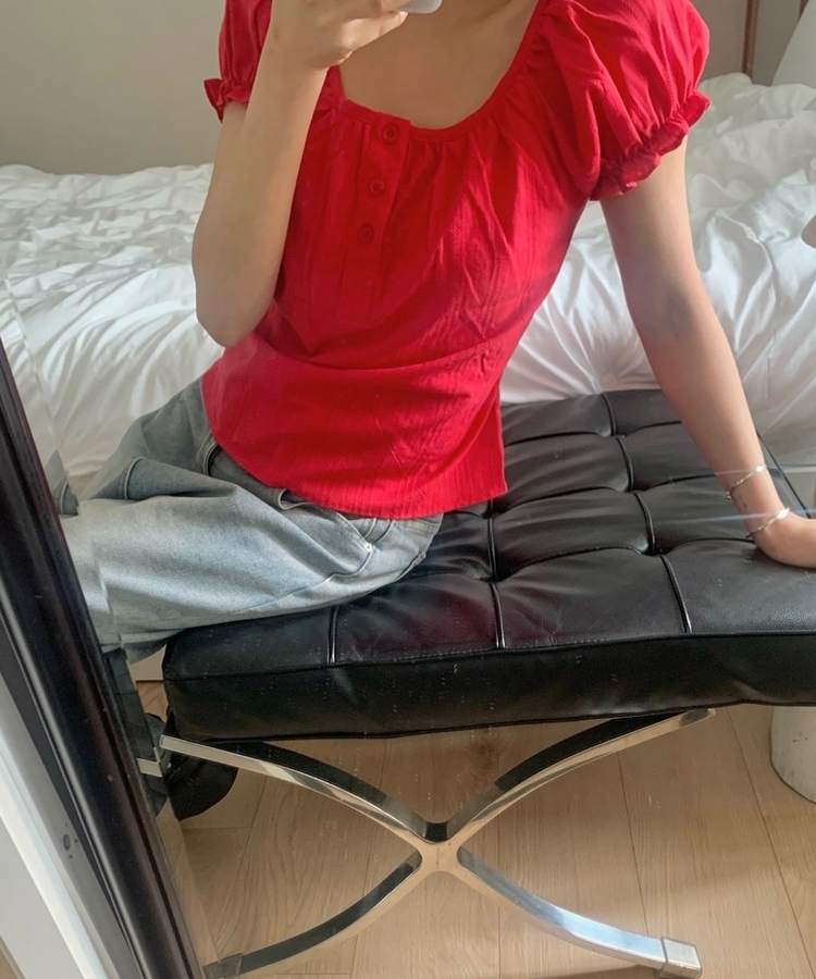 ミニフリルバフ半袖ブラウス RED