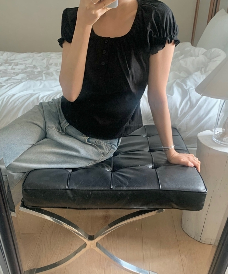 ミニフリルバフ半袖ブラウス BLACK