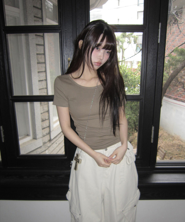 Uネックスリムラウンド半袖Tシャツ(11color) BROWN