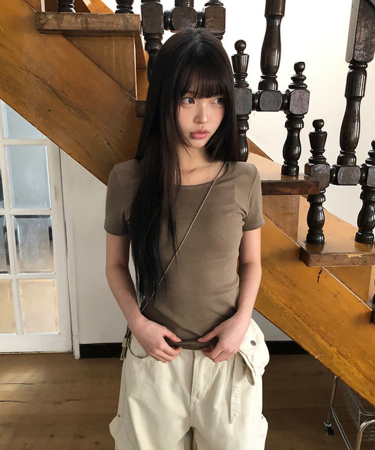 Uネックスリムラウンド半袖Tシャツ(11color) BROWN