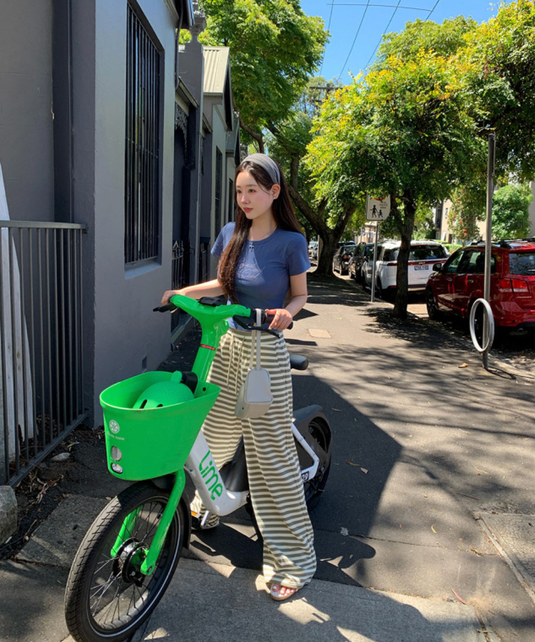 バンディングストライプトレーニングパンツ KHAKI