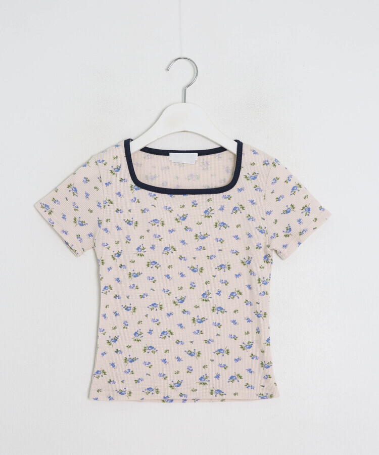 小花柄ナチュラルフィットトップス