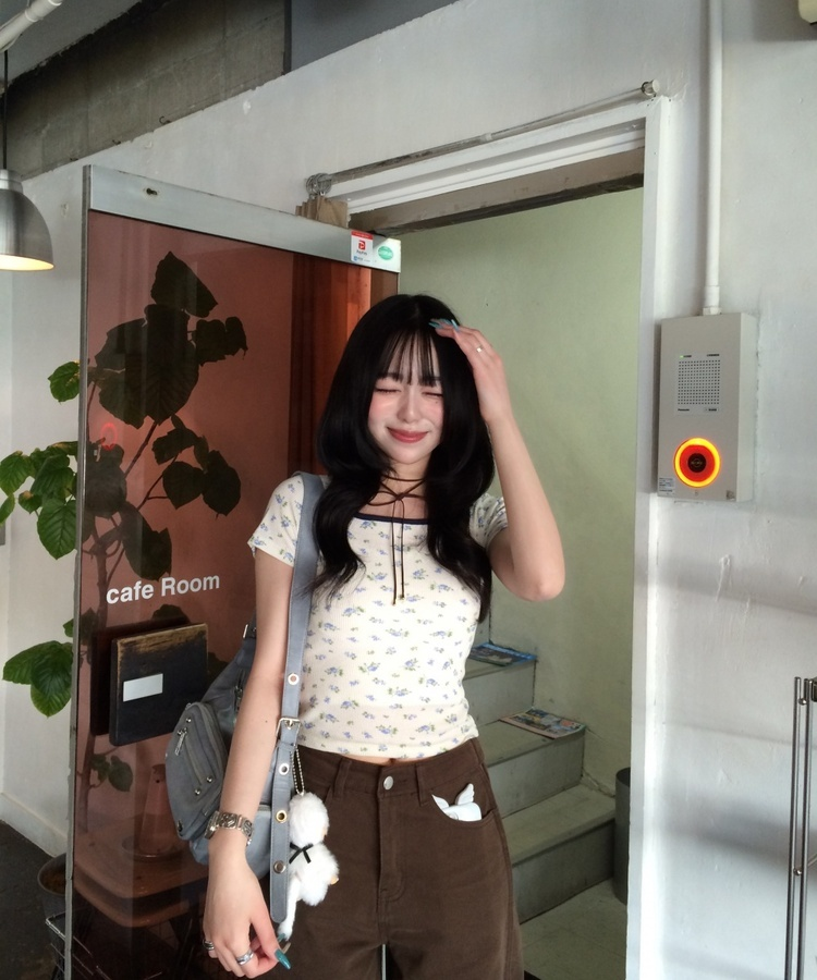 小花柄ナチュラルフィットトップス IVORY