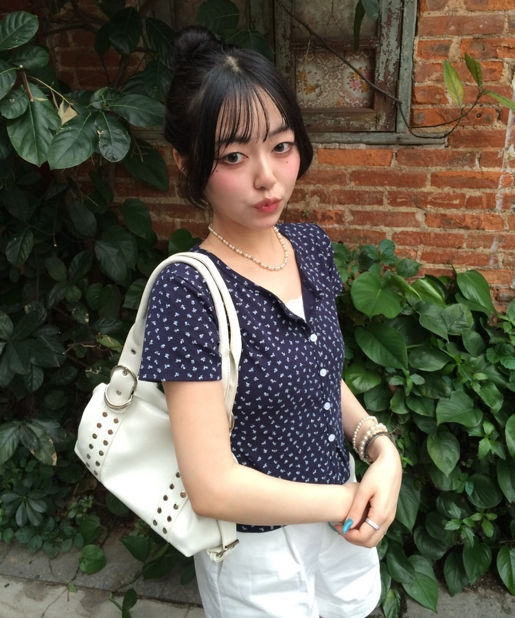 【カップ付き】レースシャーリングキャミ WHITE