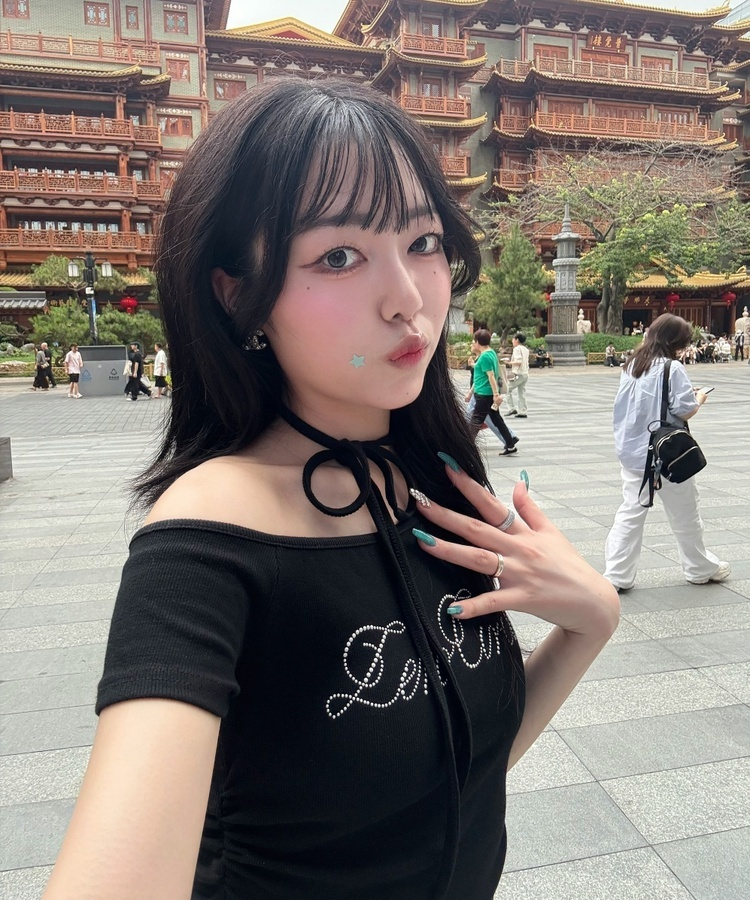 レタリングワンオフレイヤードＴシャツ BLACK