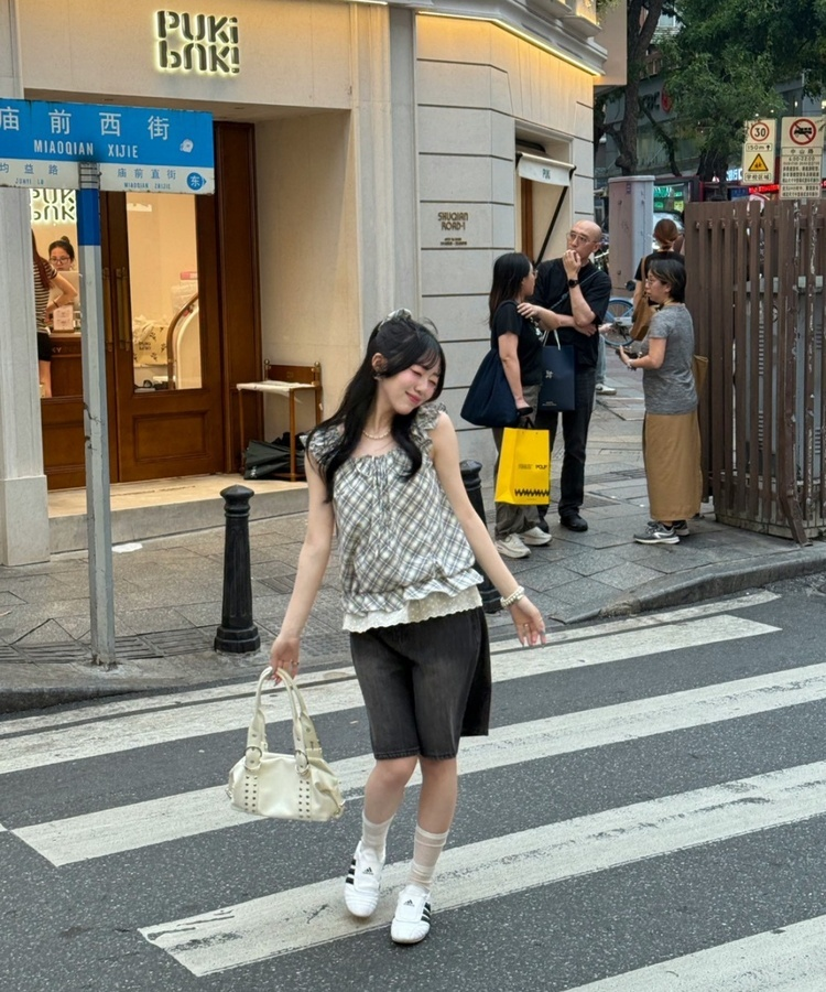 【❤️MADE】【シュシュ付き】チェックフリルブラウス GREY