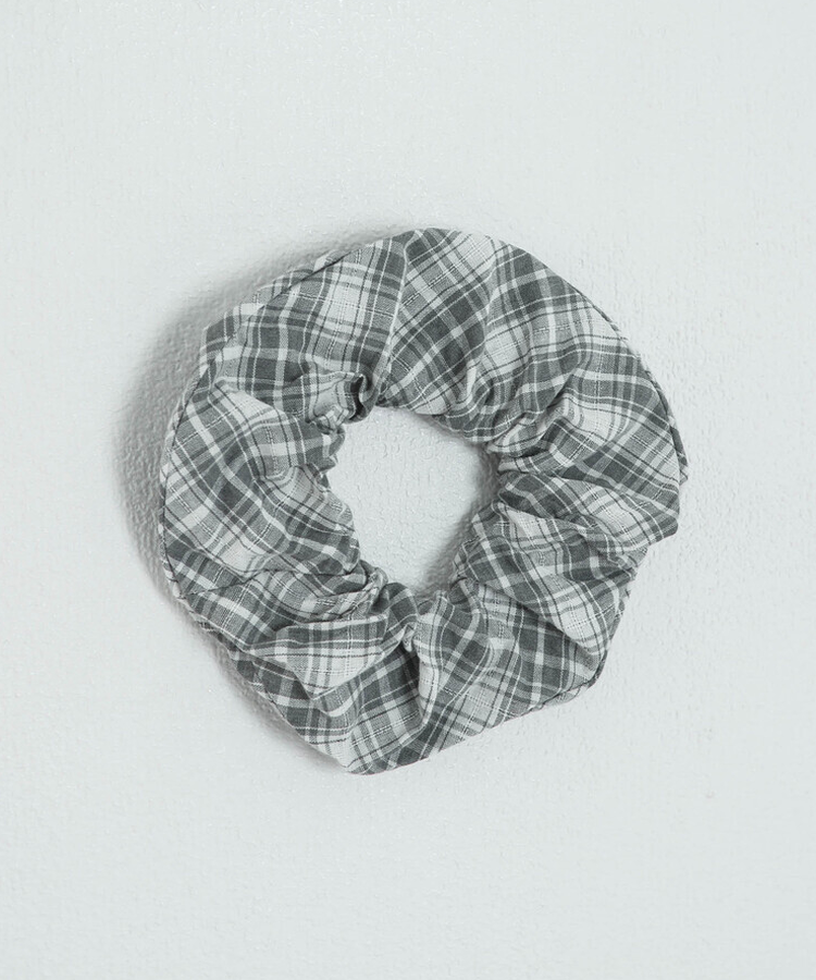 【❤️MADE】【シュシュ付き】チェックフリルブラウス