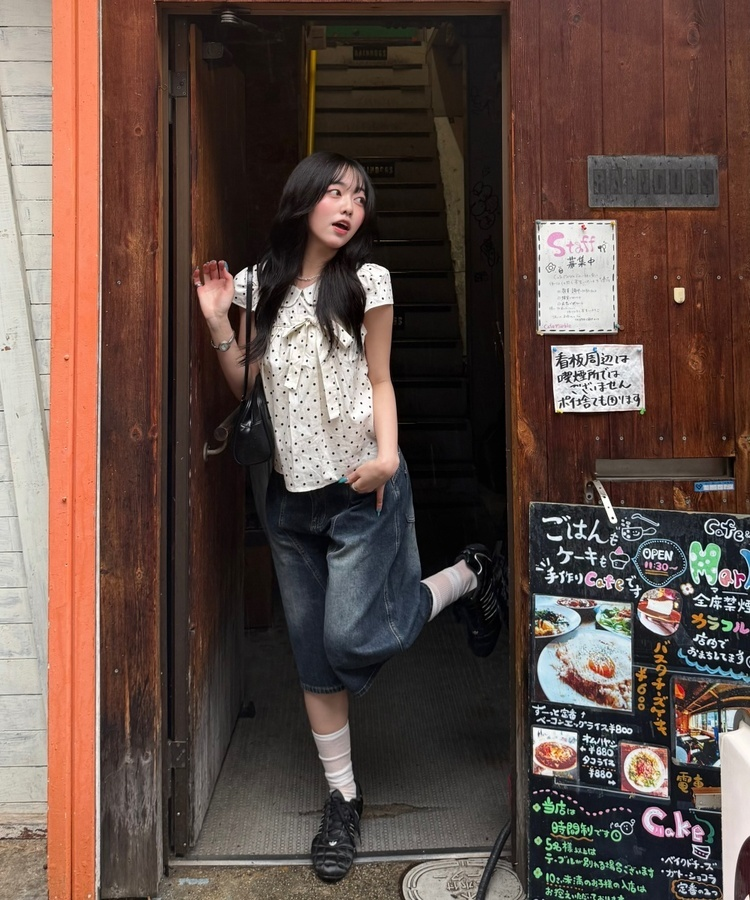 ドット柄リボン丸襟ブラウス CREAM