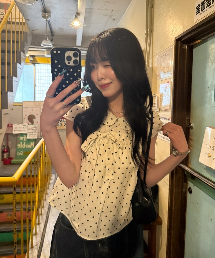 ドット柄リボン丸襟ブラウス CREAM