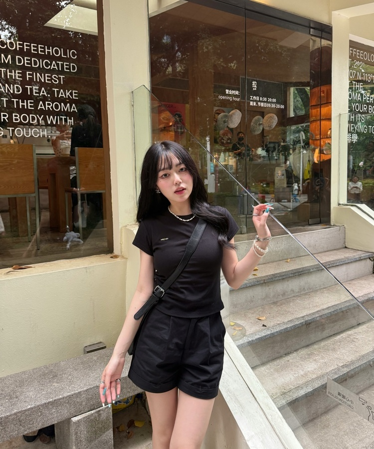 【❤️MADE】ペンダント半袖Tシャツ BLACK