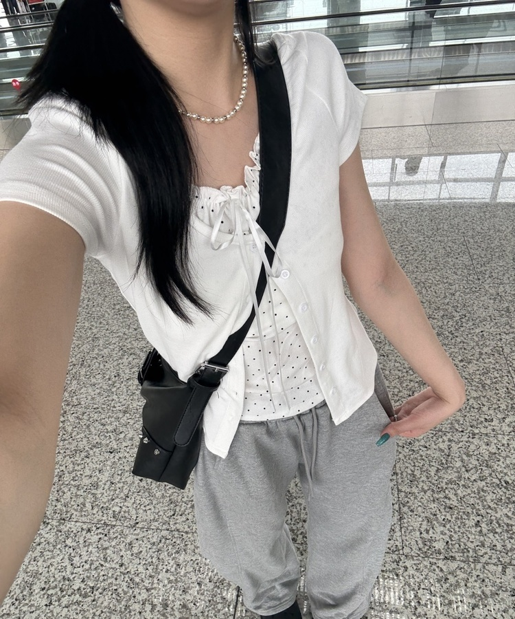 レイヤード風リボンカーデトップス WHITE