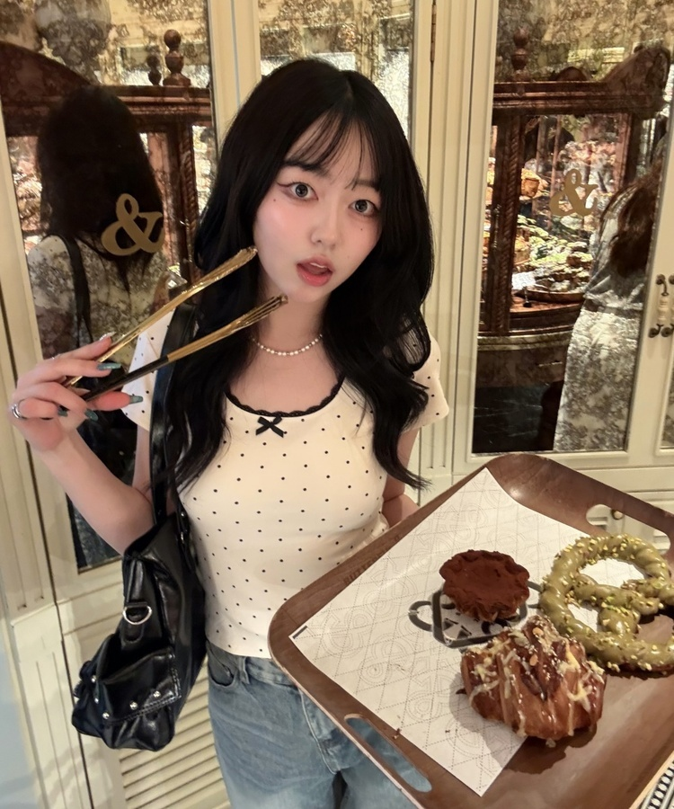 ドットリボンレースTシャツ CREAM