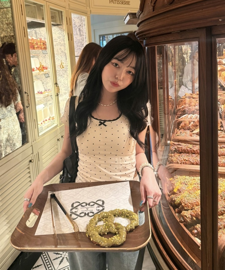 ドットリボンレースTシャツ CREAM