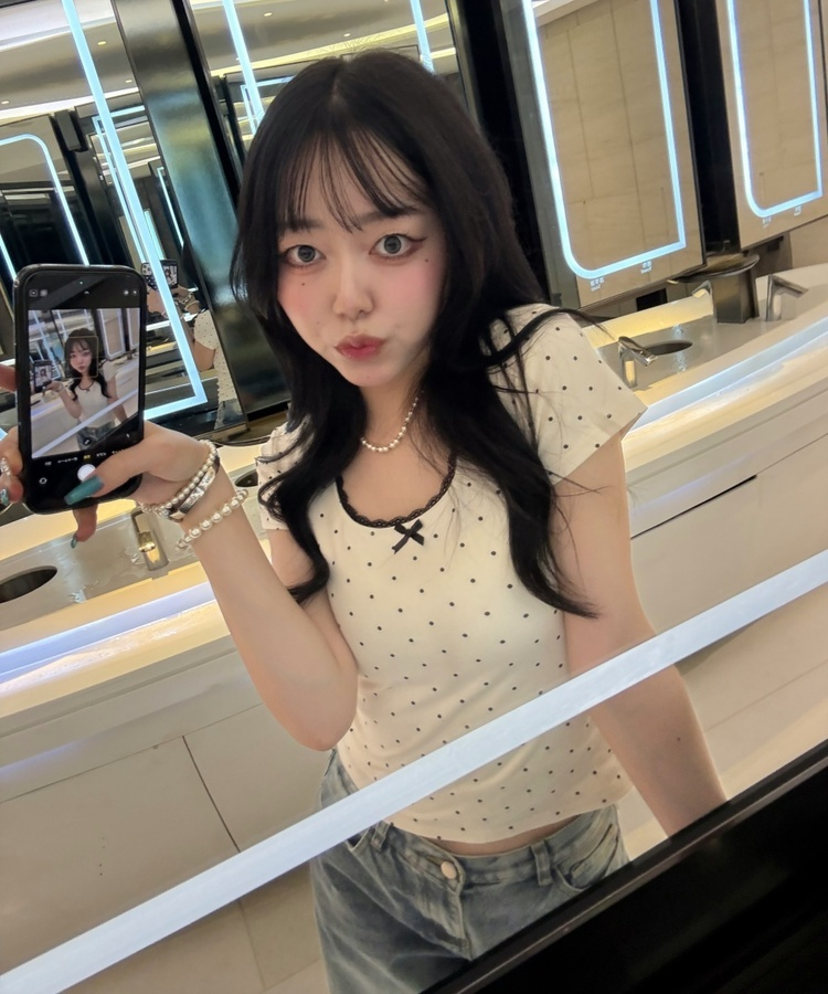 ドットリボンレースTシャツ CREAM