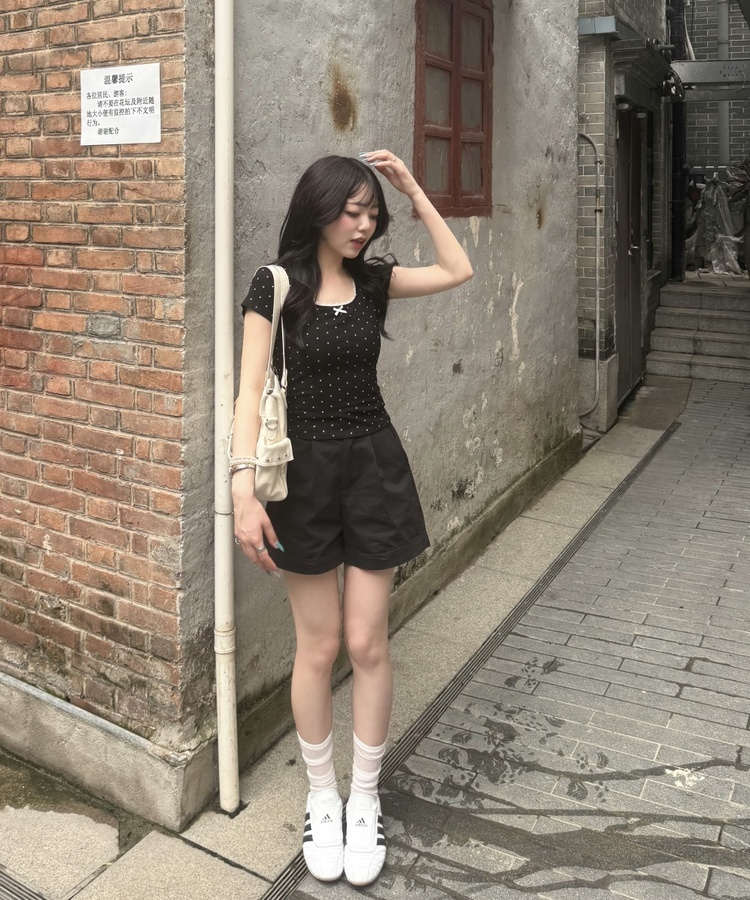 ドットリボンレースTシャツ BLACK