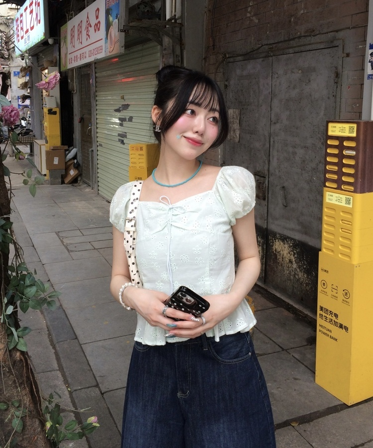 フラワーアイレットブラウス MINT