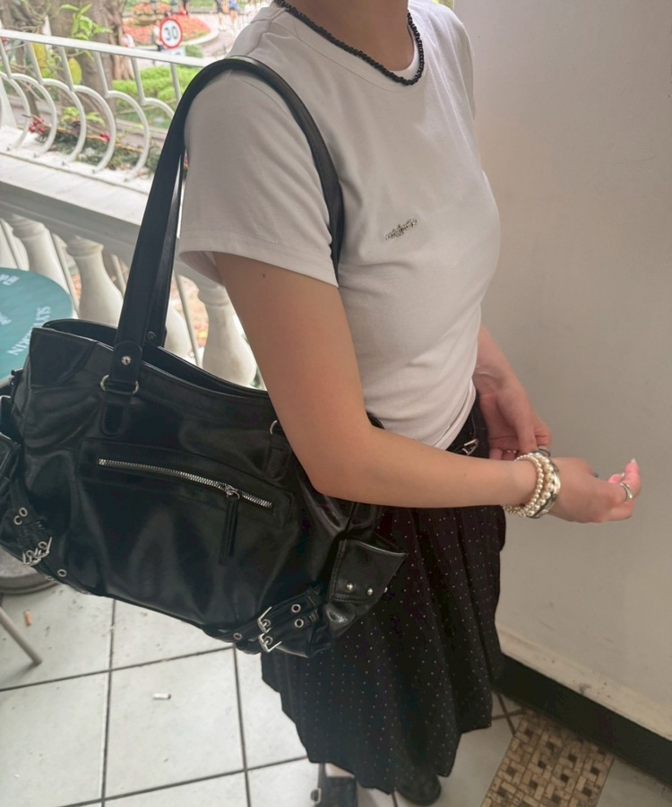 マルチポケットクロスショルダーバッグ BLACK