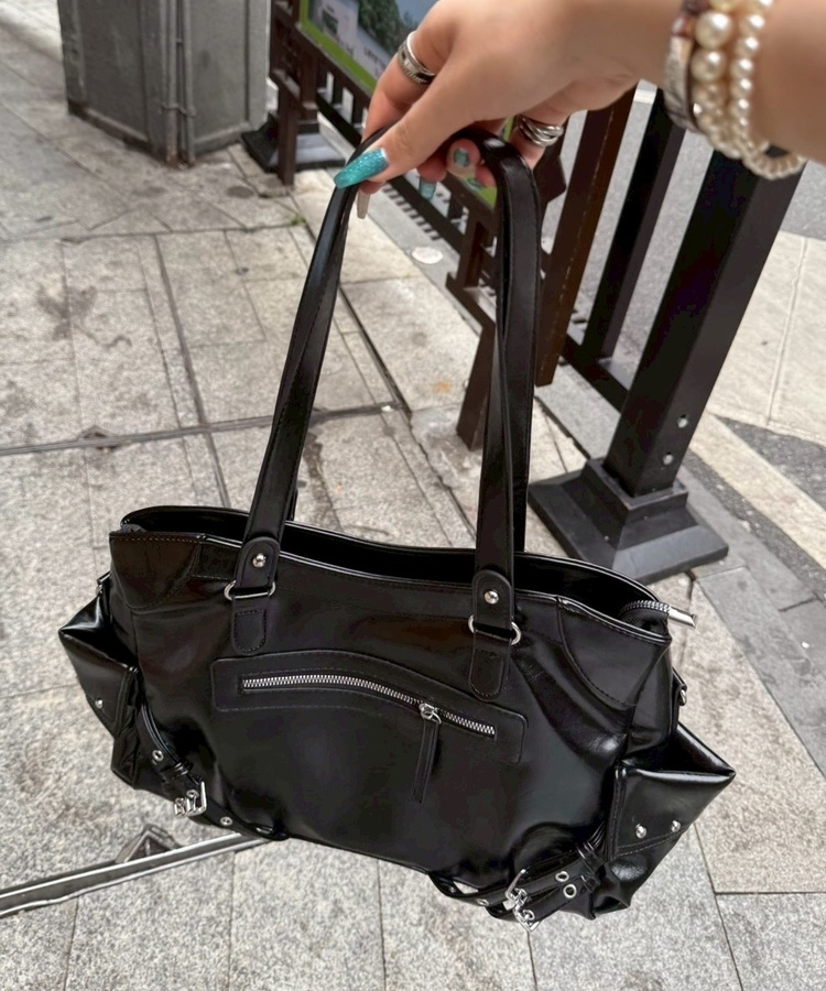 マルチポケットクロスショルダーバッグ BLACK